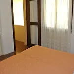 Gualdo N Villa